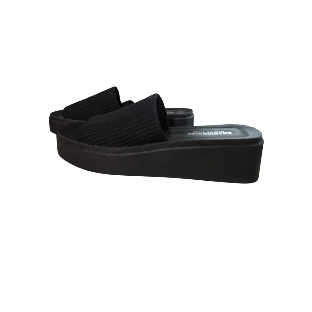 Cushionaire Women Black Ribbed Pim Knit Platform Slide Sandals Memory Foam 8.5